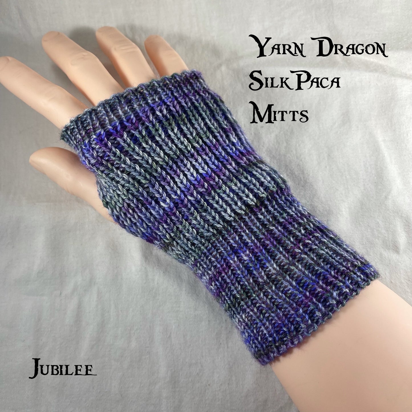 SilkPaca Fingerless Mitts